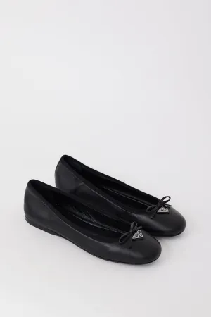 Black Leather Triangle Logo Bow Flat