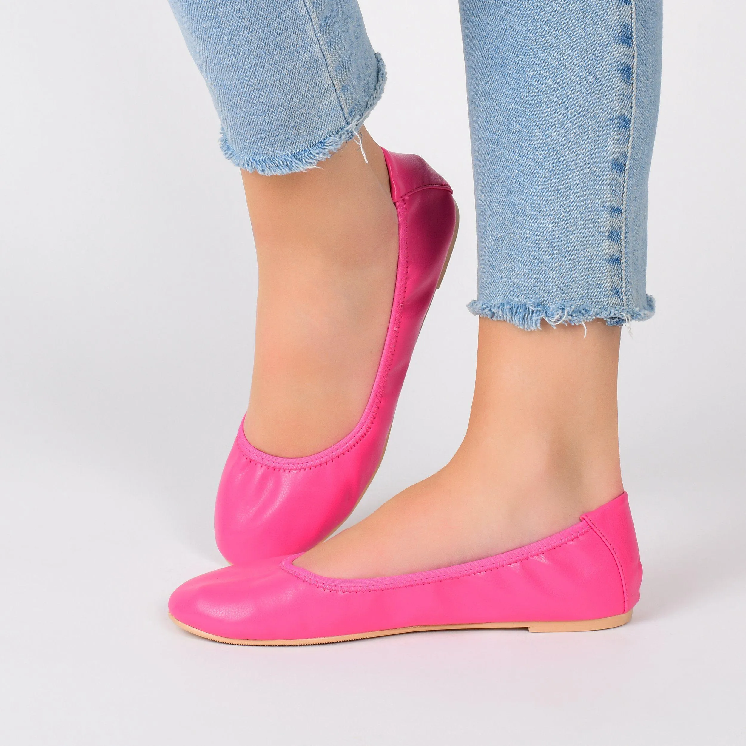 LINDY BALLET FLATS IN FAUX LEATHER