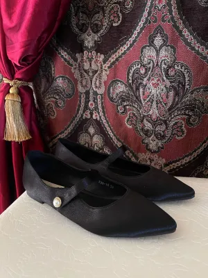 Medieval & Renaissance Satin Pointed Toe Poulaine Flats in Gothic Black