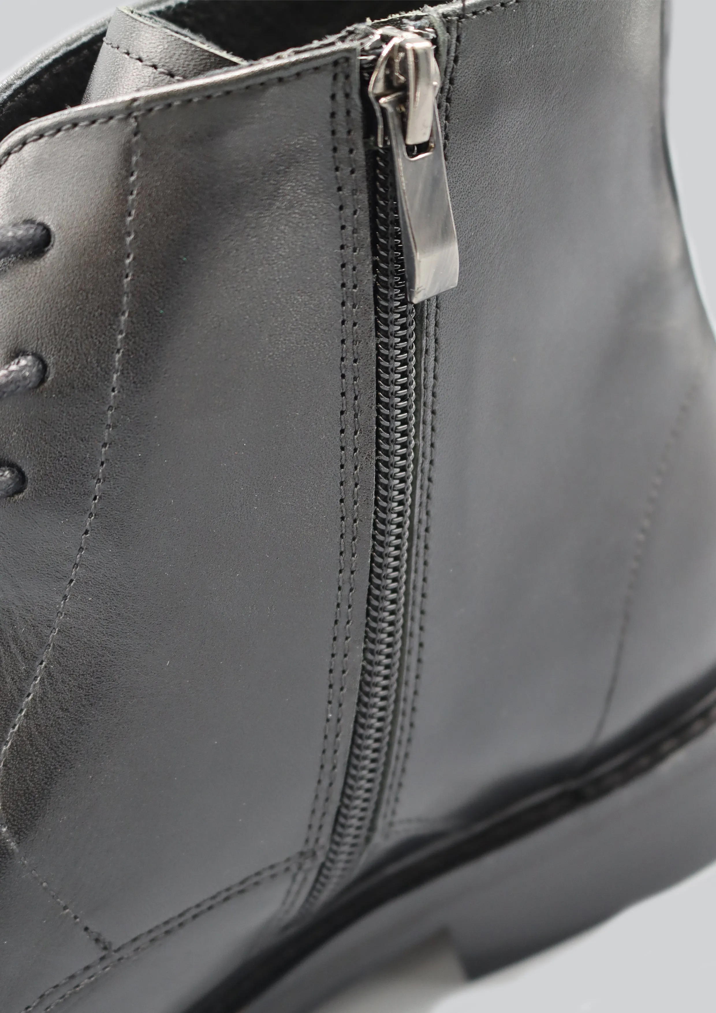 Monty Lace Up Boot: Black