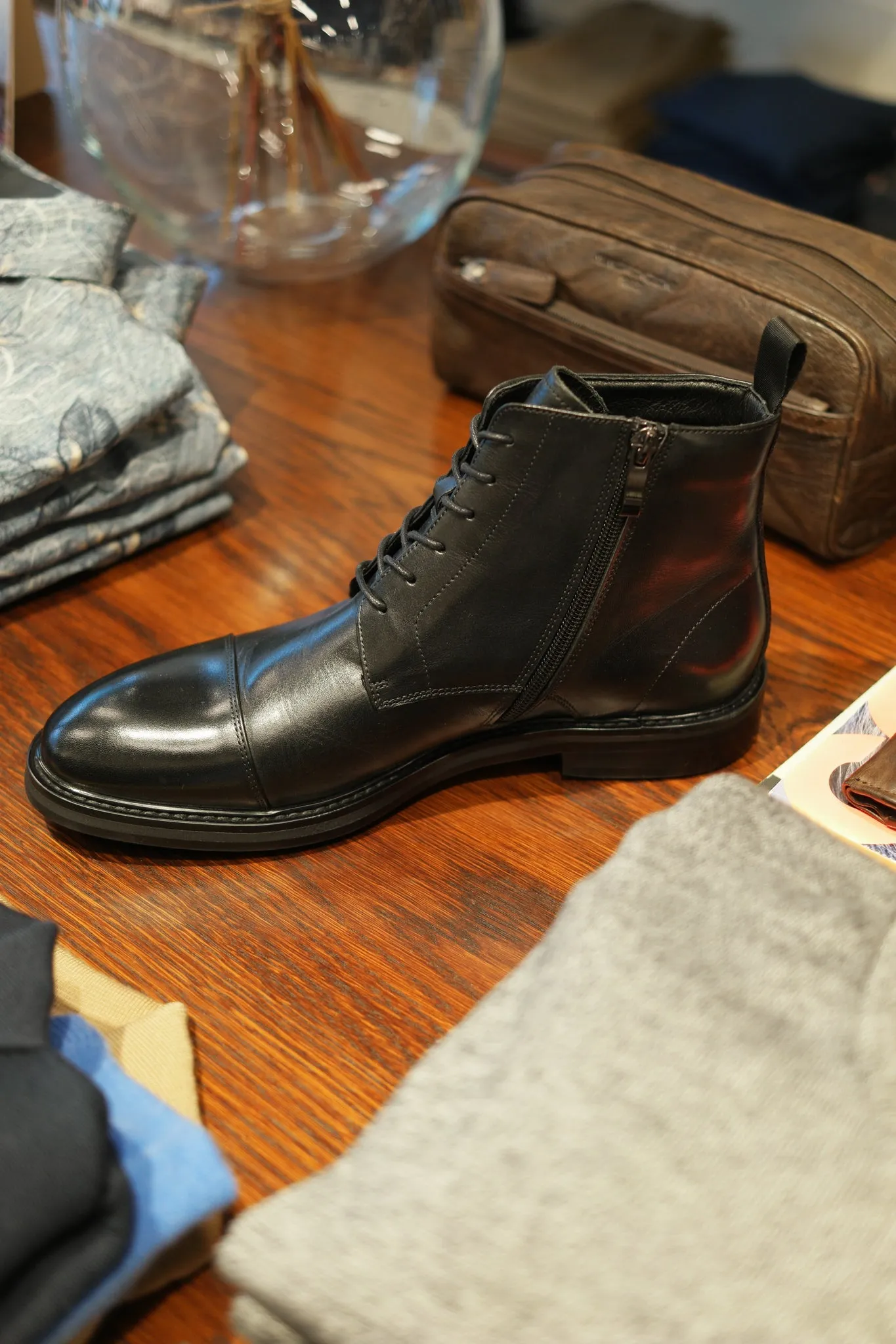 Monty Lace Up Boot: Black