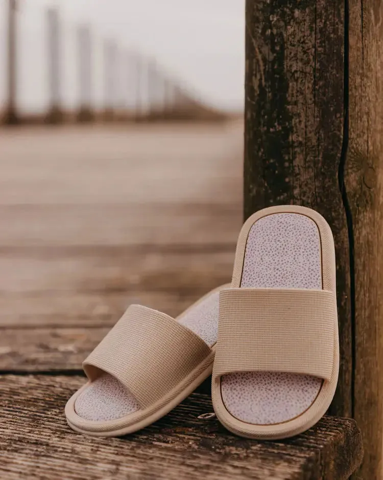 Slippers - Taupe