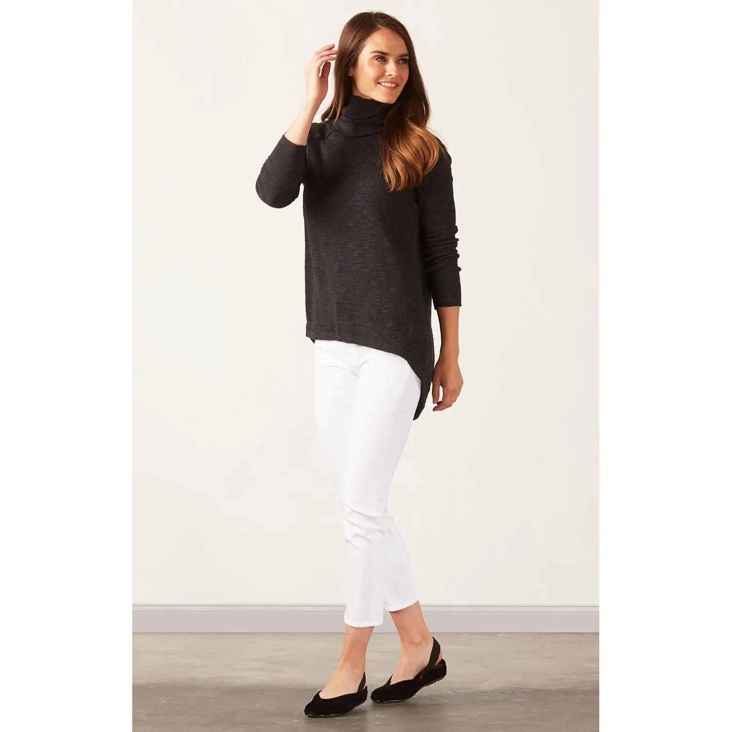 Women's L'Amour Des Pieds Cypris Black Nappa Leather
